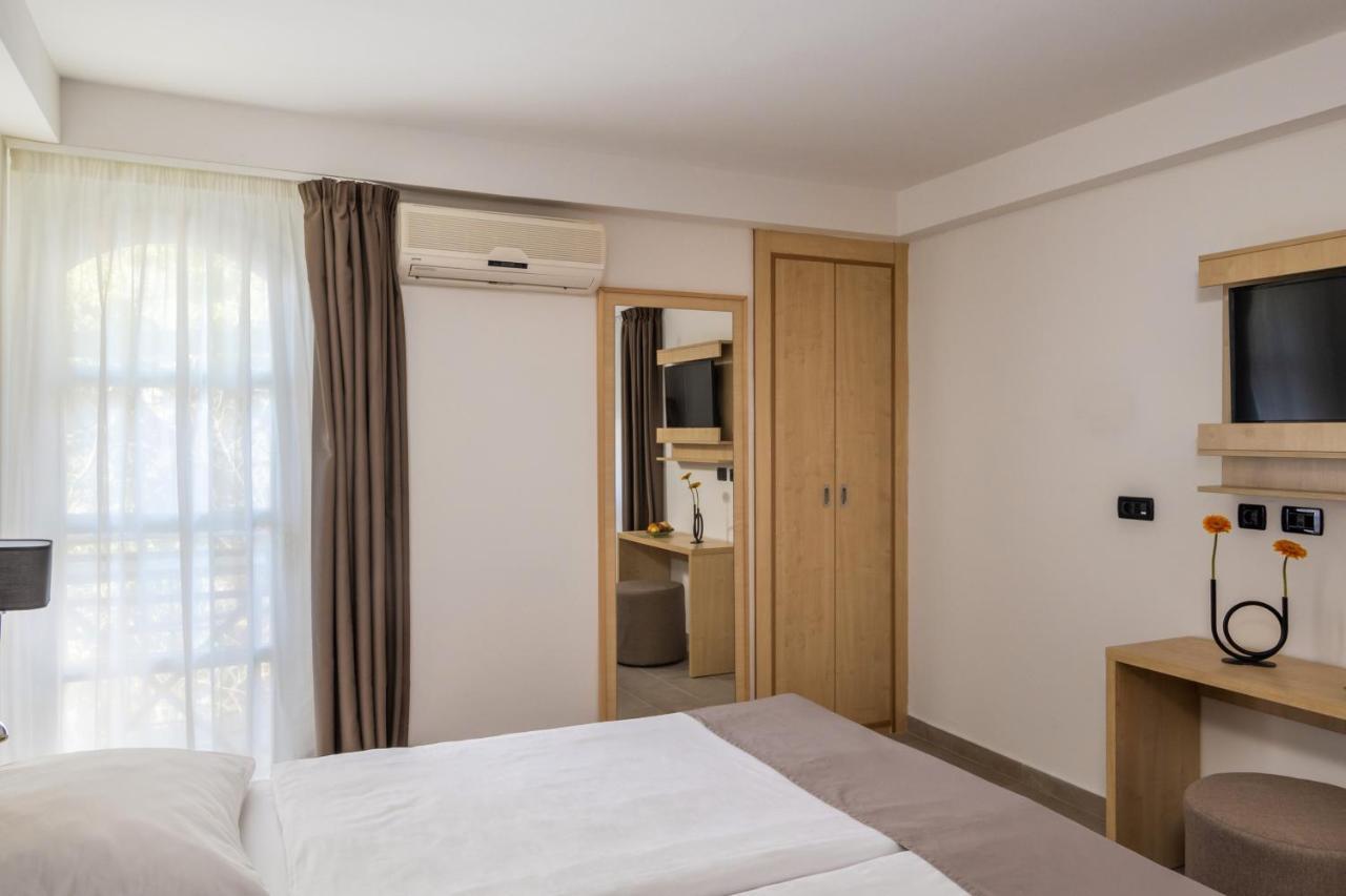 Hotel Delfin Omišalj Esterno foto