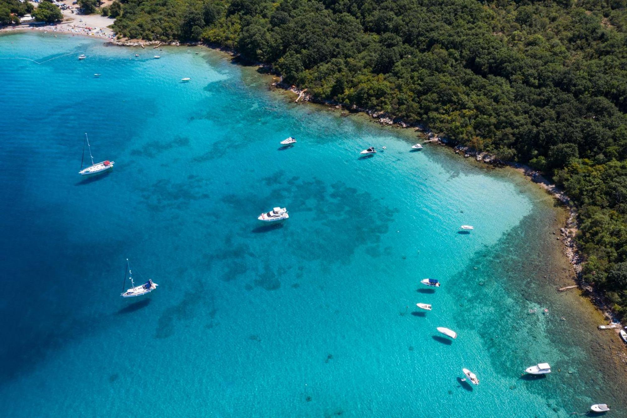 Hotel Delfin Omišalj Esterno foto
