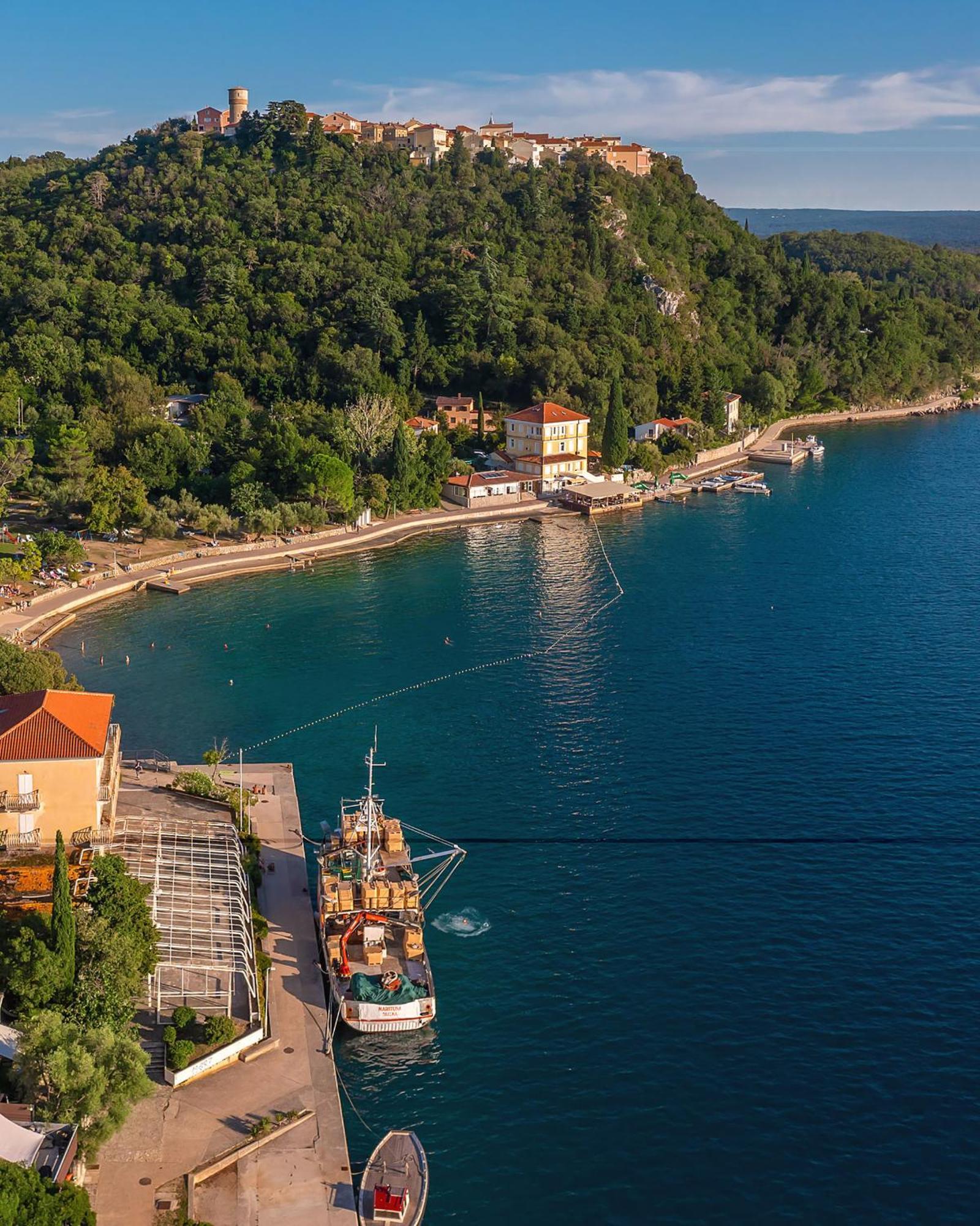 Hotel Delfin Omišalj Esterno foto
