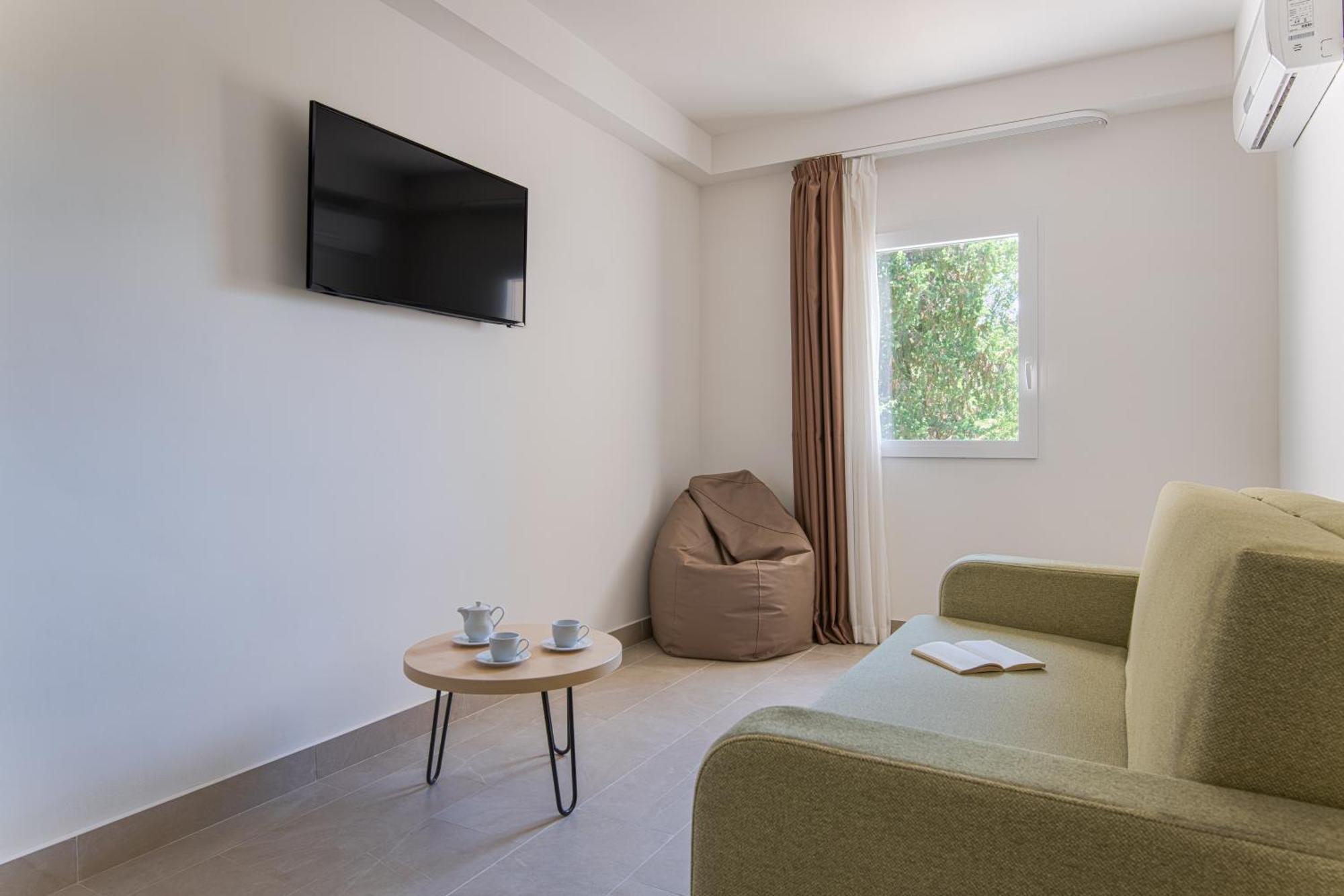 Hotel Delfin Omišalj Esterno foto